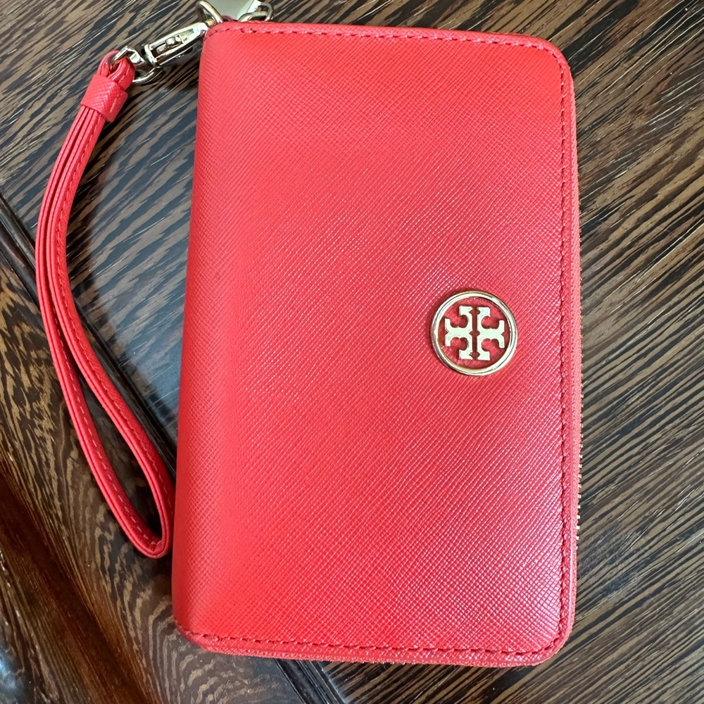 Tory Burch coral wristlet